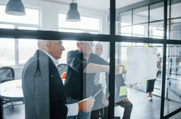 Leader sharing ideas, showing qualities of a good leader.